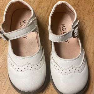 Nearly brand new dress shoes